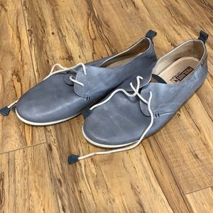 Women’s Blue Leather Loafer 7.5